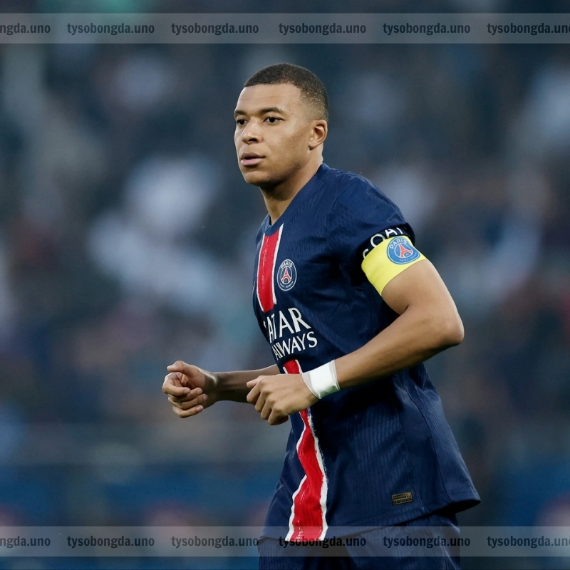 Kylian Mbappe - Cầu thủ bóng đá chuyên nghiệp người Pháp